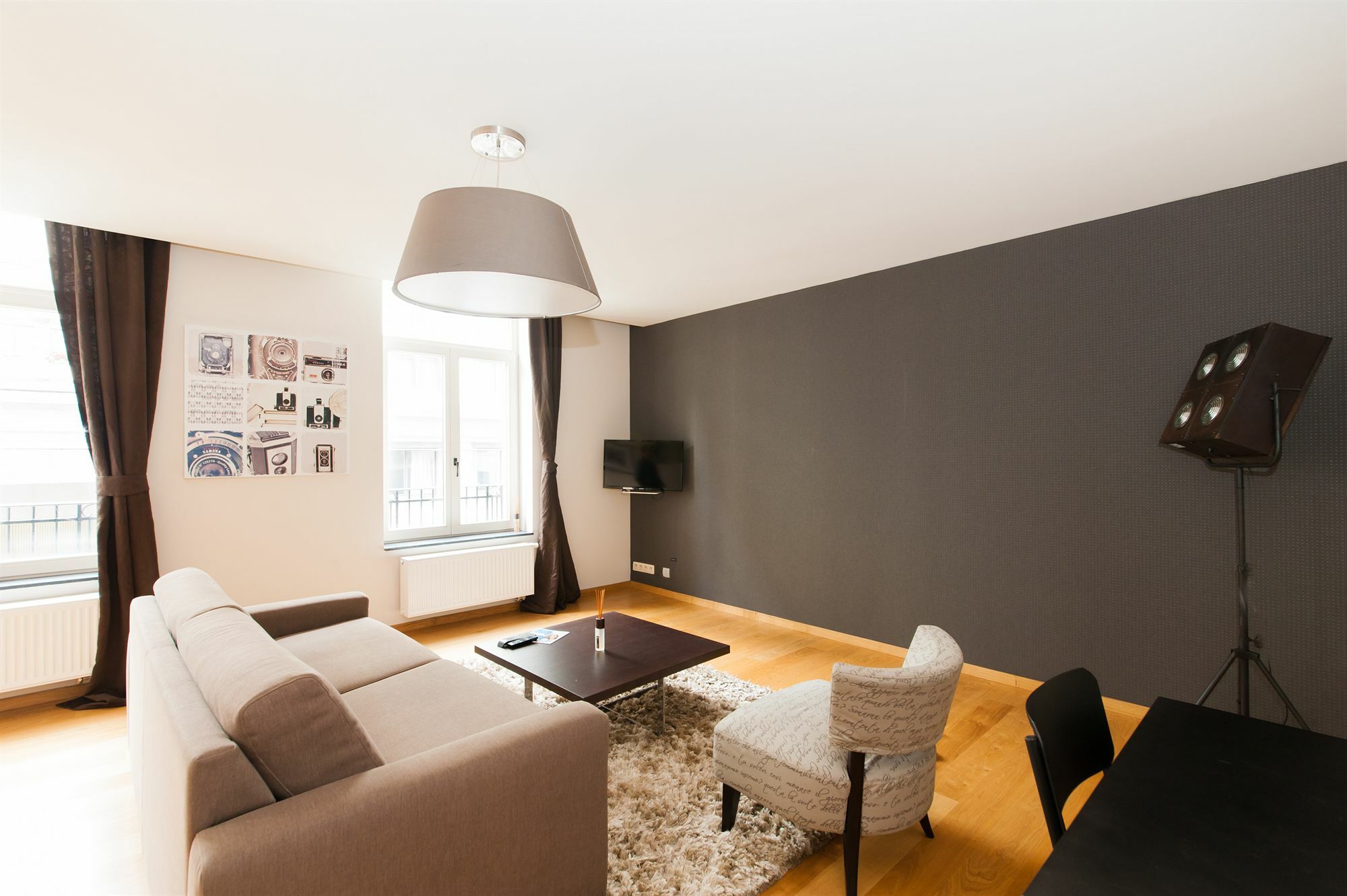 Smartflats - Monnaie Apartment Brussels Luaran gambar